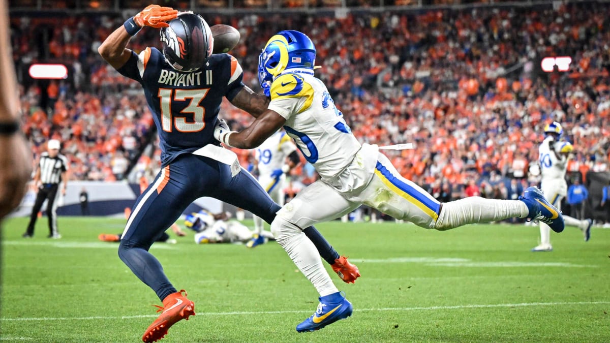 Interferență controversată la pas permite Broncos să înscrie touchdown decisiv împotriva Rams